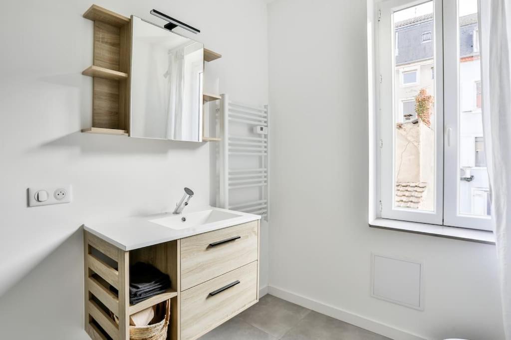 Suite Lumineux Et Moderne, Parking Gratuit, Mulhouse Centre Exterior photo